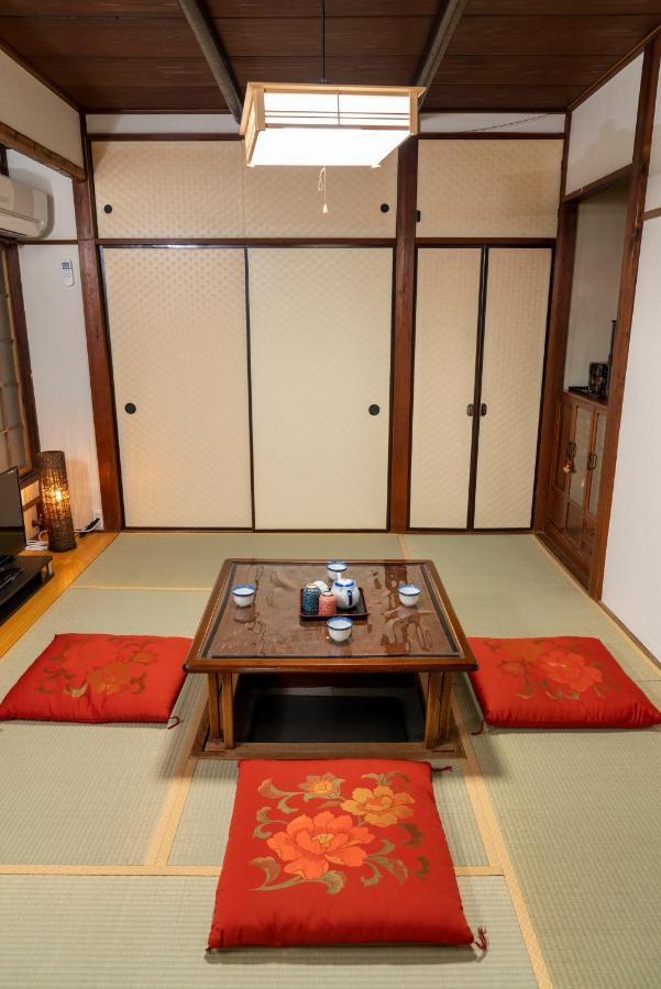 【箱根湯本】日本家屋・箱根湯本駅から徒歩15分、芸者教師の家 Хаконе Екстериор снимка