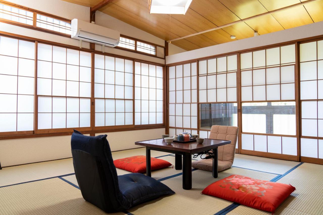 【箱根湯本】日本家屋・箱根湯本駅から徒歩15分、芸者教師の家 Хаконе Екстериор снимка